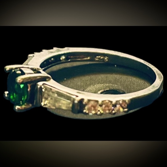 Simulated Green Sapphire Ring with 2 simulated baguettes & 6 rounds in SS Size 5 - Picture 3 of 5